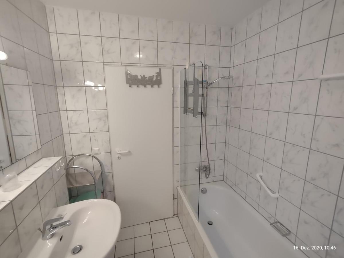 Ferienwohnung Am Hofgarten Langenfeld  Exterior foto